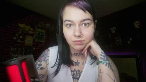 Snapshot of horror_circus chatting on 11-08-25, 05:23 Messalina Horror online show from 11-08-25, 05:23