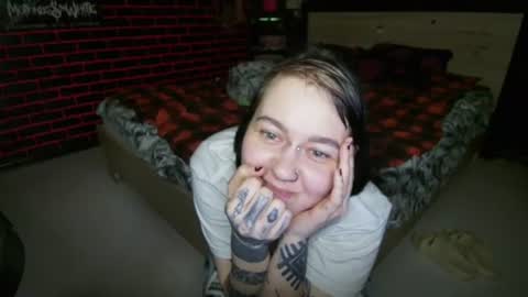 Snapshot of horror_circus chatting on 06-19-26, 08:01 Messalina Horror online show from 06-19-26, 08:01
