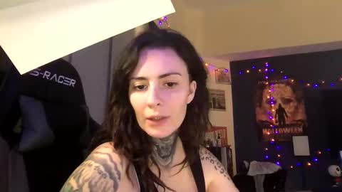 horrorqueen online show from 03-26-26, 03:39