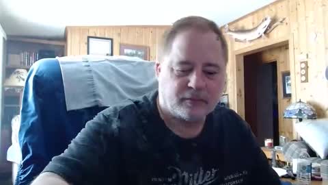 Snapshot of horsebigballs chatting on 02-22-25, 05:46 horsebigballs online show from 02-22-25, 05:46