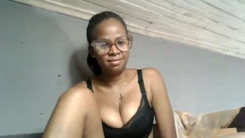 Hortansiaa online show from 06-17-26, 10:43
