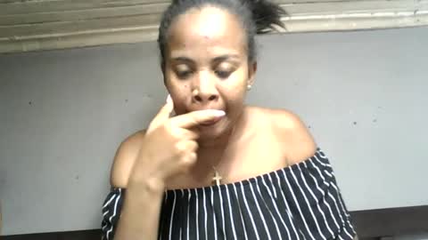 Hortansiaa online show from 06-26-26, 07:40