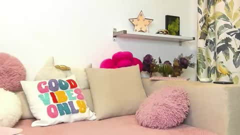 Snapshot of hot69milf chatting on 11-15-25, 02:53 hot69milf online show from 11-15-25, 02:53