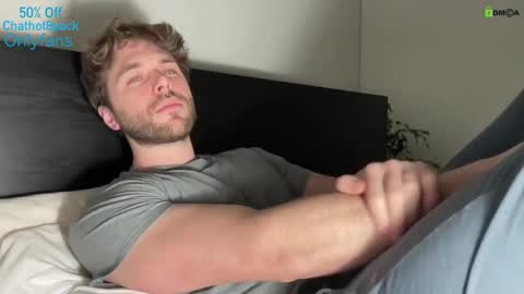 Snapshot of hot8pack01 chatting on 01-20-25, 10:59 Edward aka Wolf online show from 01-20-25, 10:59