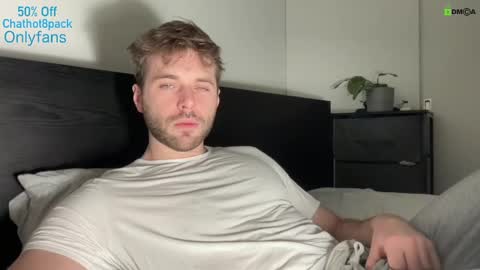 Snapshot of hot8pack01 chatting on 02-07-25, 10:41 Edward aka Wolf online show from 02-07-25, 10:41