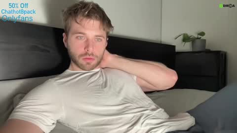 Snapshot of hot8pack01 chatting on 02-13-25, 11:15 Edward aka Wolf online show from 02-13-25, 11:15