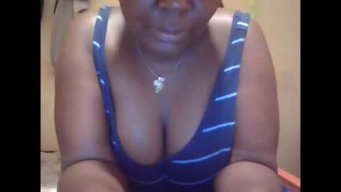 Snapshot of hot_alynn chatting on 09-13-25, 07:41 ALLYN online show from 09-13-25, 07:41