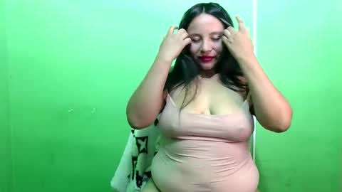 hot angie12 online show from 01-11-26, 06:40