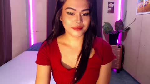 Snapshot of hot_babe0802 chatting on 07-24-26, 02:09 HANNA online show from 07-24-26, 02:09