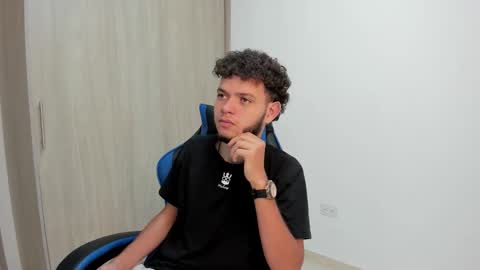 hot bad boy69 online show from 02-25-26, 06:17