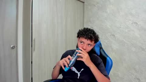 hot bad boy69 online show from 04-14-26, 08:26