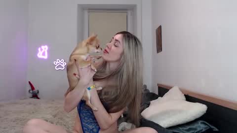 Dashka online show from 01-22-25, 10:48