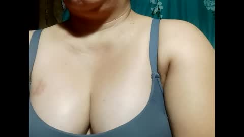 hot_boobs21 online show from 02-25-25, 12:03