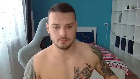 hot_cap_77 online show from 12-15-25, 11:47