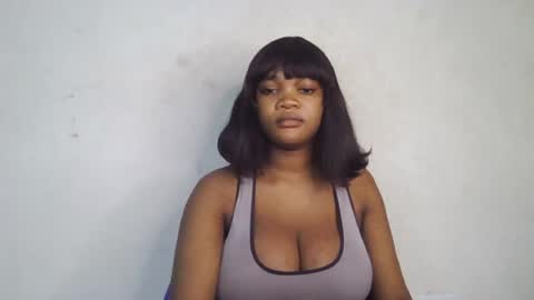 Zarah online show from 07-26-26, 04:14