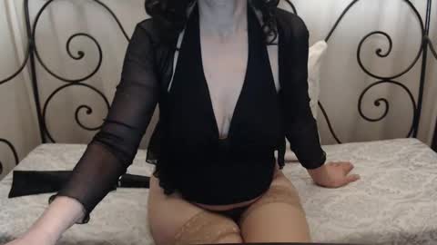 Snapshot of hot_dina chatting on 02-22-25, 05:23 Dina online show from 02-22-25, 05:23
