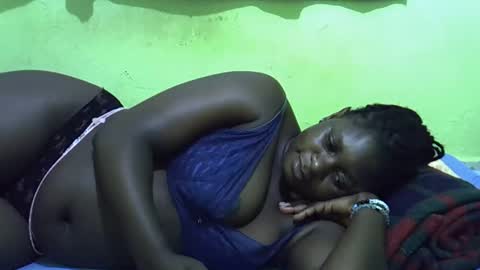 Snapshot of hot_girlly chatting on 04-09-26, 06:24 hot_girlly online show from 04-09-26, 06:24