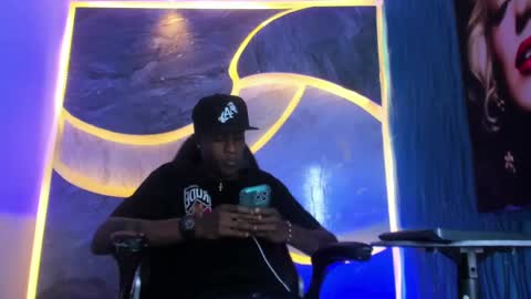 hot_golden_black online show from 09-08-25, 03:33