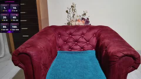 Snapshot of hot_hayde chatting on 02-04-25, 08:49 Aly online show from 02-04-25, 08:49