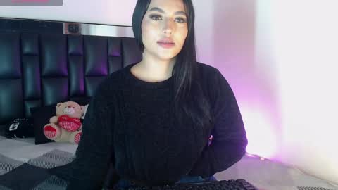 Snapshot of hot_kendall_ chatting on 01-12-25, 04:52 K E N D A L L online show from 01-12-25, 04:52