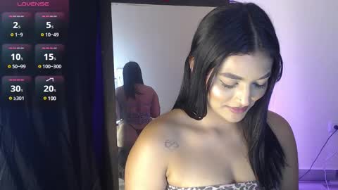 Snapshot of hot_kendall_ chatting on 01-17-25, 06:57 K E N D A L L online show from 01-17-25, 06:57