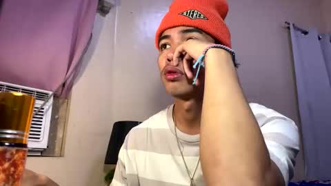 Snapshot of hot_kianxx chatting on 05-08-26, 09:36 hot_kianxx online show from 05-08-26, 09:36