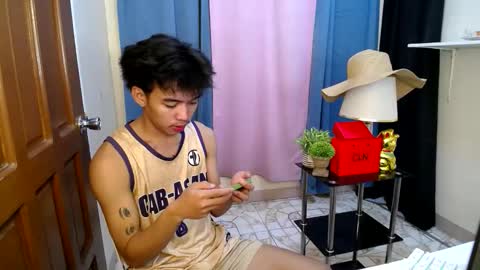 Snapshot of hot_kianxx chatting on 06-11-26, 03:15 hot_kianxx online show from 06-11-26, 03:15