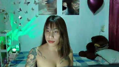 hot_kieshe online show from 02-20-26, 03:45