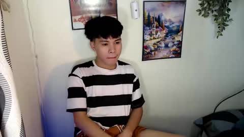 Snapshot of hot_kisser19 chatting on 03-21-26, 08:19 mark online show from 03-21-26, 08:19