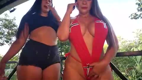 Snapshot of hot_kittens_xxx chatting on 07-11-26, 12:08 kittens online show from 07-11-26, 12:08