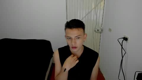 Snapshot of hot_latin_temptation chatting on 03-31-26, 12:12 Alejandro online show from 03-31-26, 12:12