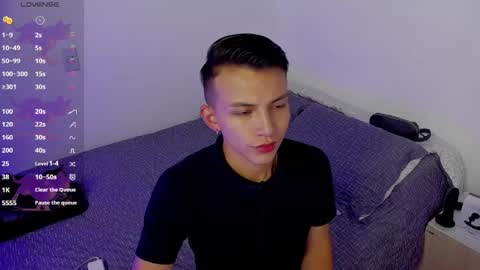 Snapshot of hot_latin_temptation chatting on 05-06-26, 02:29 Alejandro online show from 05-06-26, 02:29
