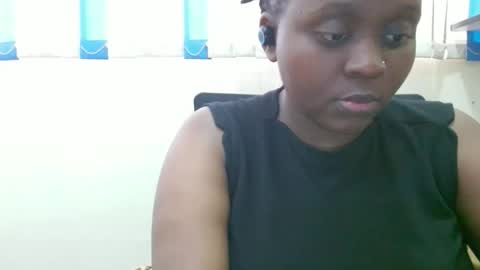 Linah online show from 11-20-25, 05:40