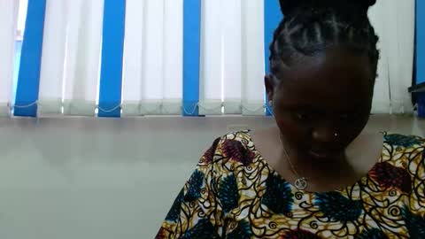 Linah online show from 02-13-26, 08:32