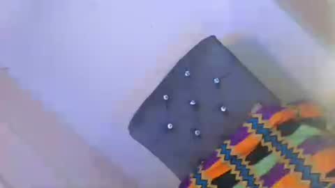 Snapshot of hot_little_angel18 chatting on 07-11-26, 06:16 hot_little_angel18 online show from 07-11-26, 06:16