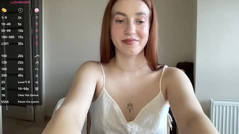 Lina online show from 12-22-25, 09:50