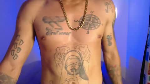 Snapshot of hot_panda01 chatting on 03-10-25, 09:18 panda and natasha online show from 03-10-25, 09:18