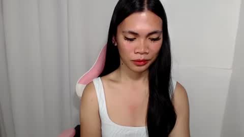 Snapshot of hot_pauline chatting on 05-07-26, 01:22 hot_pauline online show from 05-07-26, 01:22