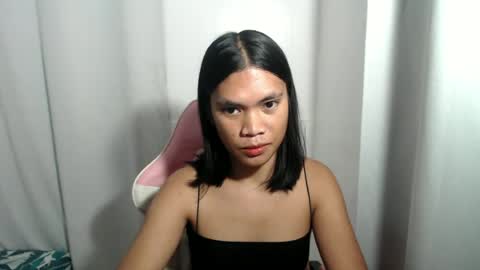 Snapshot of hot_pauline chatting on 06-14-26, 02:24 hot_pauline online show from 06-14-26, 02:24