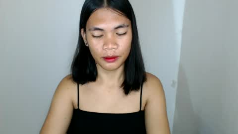 Snapshot of hot_pauline chatting on 06-20-26, 12:47 hot_pauline online show from 06-20-26, 12:47