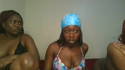 Hot petite online show from 11-05-25, 06:02