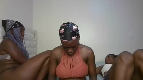 Hot petite online show from 11-10-25, 01:37