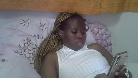 Snapshot of hot_petra2 chatting on 04-29-26, 06:36 Daddys doll online show from 04-29-26, 06:36