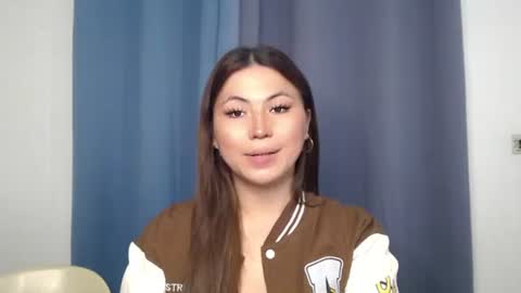 Snapshot of hot_precious_nikki chatting on 02-09-26, 07:01 Nikki online show from 02-09-26, 07:01