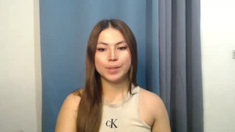 Snapshot of hot_precious_nikki chatting on 02-24-26, 09:24 Nikki online show from 02-24-26, 09:24