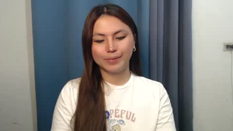 Snapshot of hot_precious_nikki chatting on 02-26-26, 04:17 Nikki online show from 02-26-26, 04:17