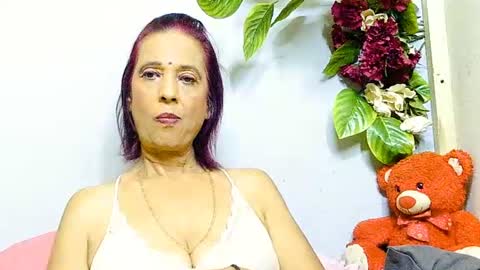 hot queen online show from 06-23-26, 02:48