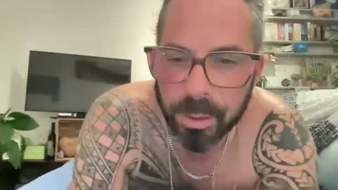 letmedoo2 online show from 03-11-26, 08:37