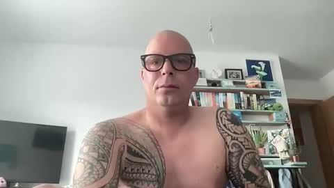 Snapshot of hot_sex83 chatting on 04-20-26, 06:49 letmedoo2 online show from 04-20-26, 06:49
