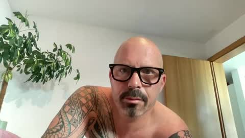 Snapshot of hot_sex83 chatting on 07-02-26, 07:58 letmedoo2 online show from 07-02-26, 07:58